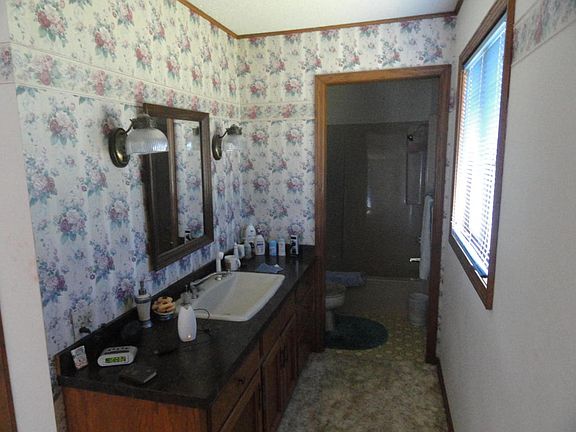 4th image of 10667 Turtle Dr