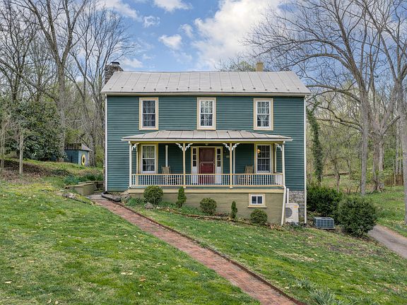 4th image of 320 Enfield Rd