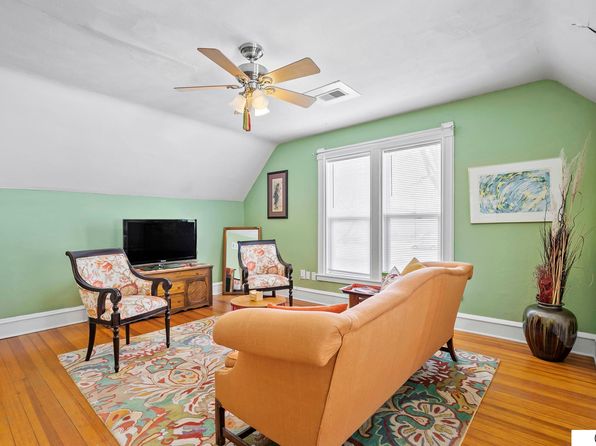 lincoln-nebraska-150305363 picture