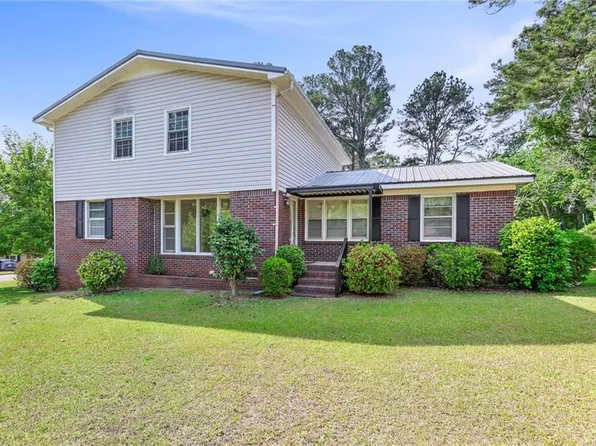 124 Melrose Dr, Lagrange, GA 30241