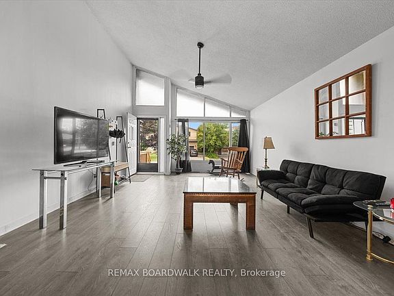 5th image of 1864 Lenester Ave