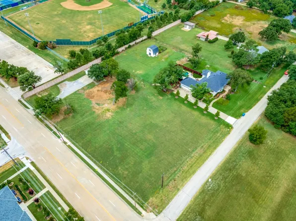 3815 Old Settlers Rd, Flower Mound, TX 75022