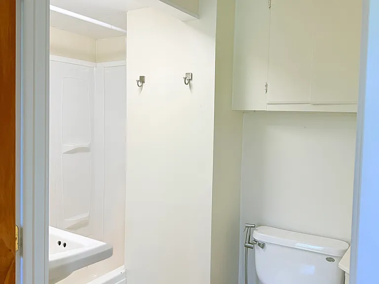127 Hanover St #2 — Photo 12