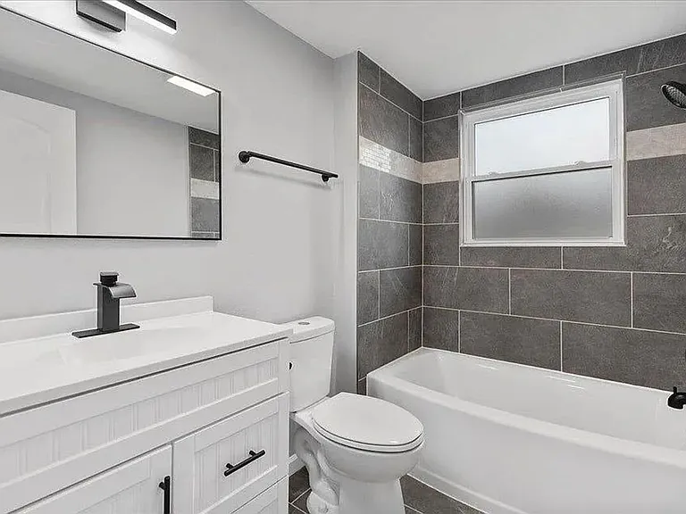 1901 Walker Ave — Photo 11