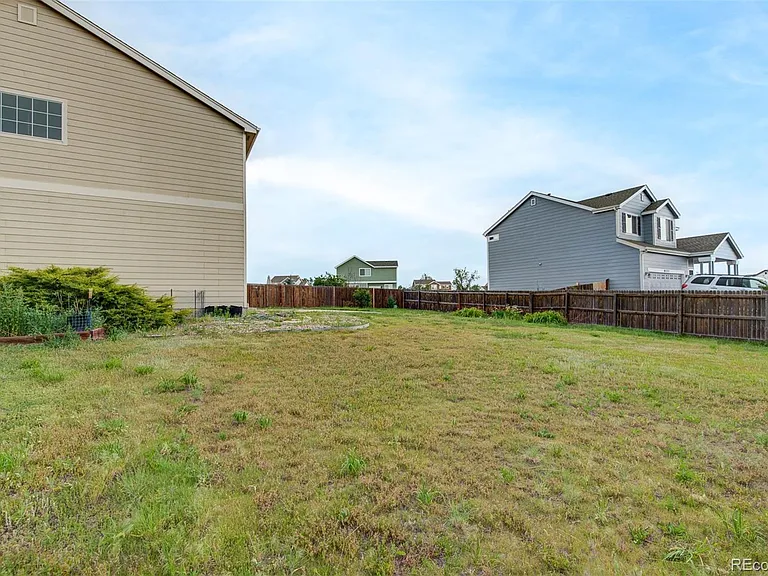 9141 Sunningdale Rd — Photo 9