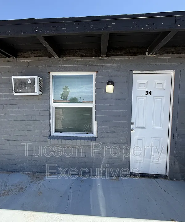 3218 E Benson Hwy #34