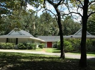 96 Wade Hampton Dr, Beaufort, SC 29907