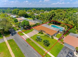 5561 SW 6th St, Plantation, FL 33317