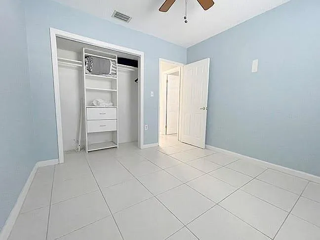 324 SW 22nd St — Photo 15