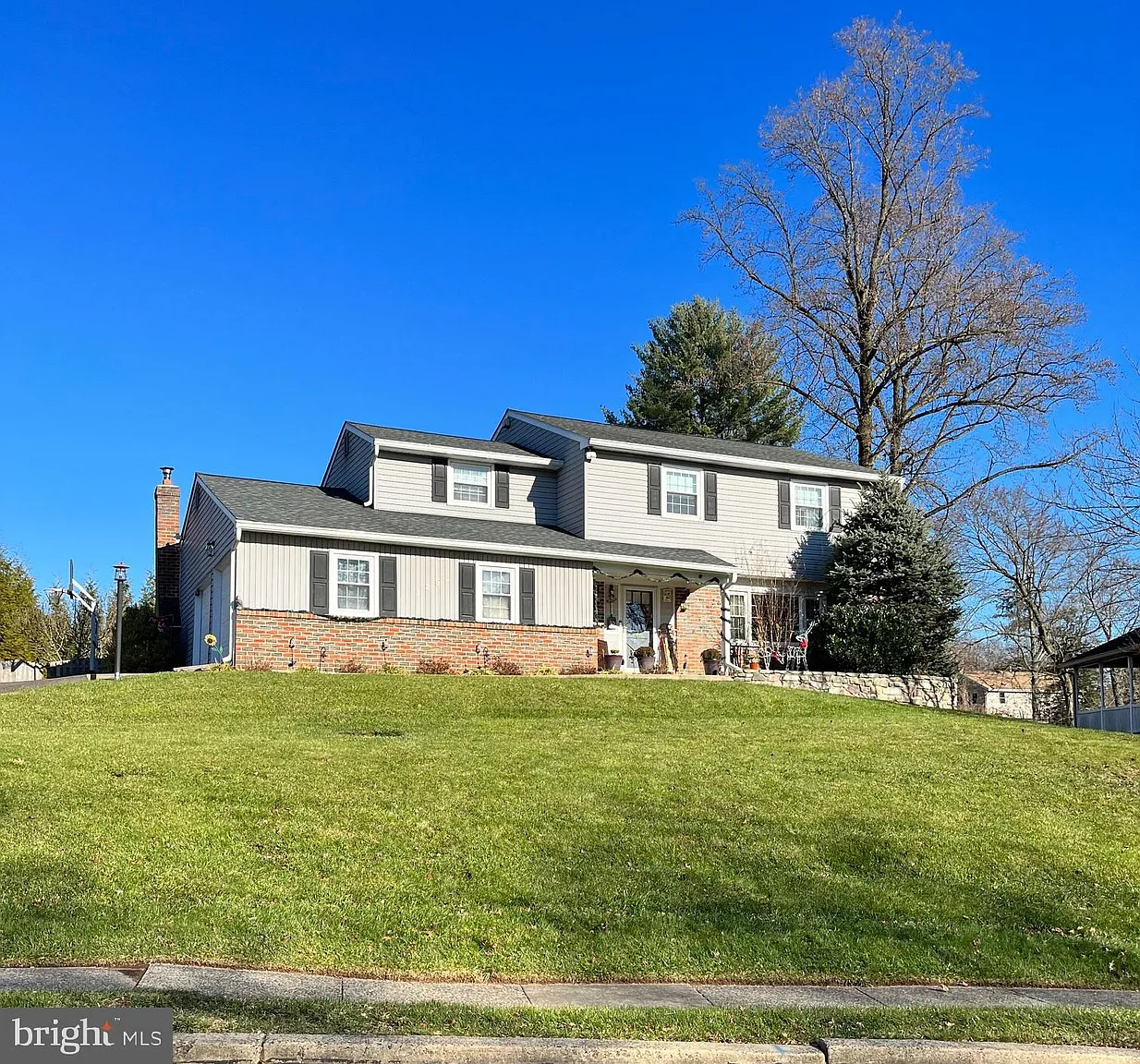 1255 Carolyn Dr photo 1