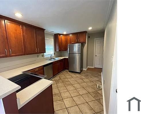5th image of 4442 Chesterbrook Dr