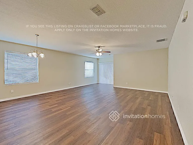 101 Daigledog St — Photo 3