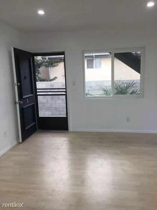 1st image of 3433 Madera Ave #3