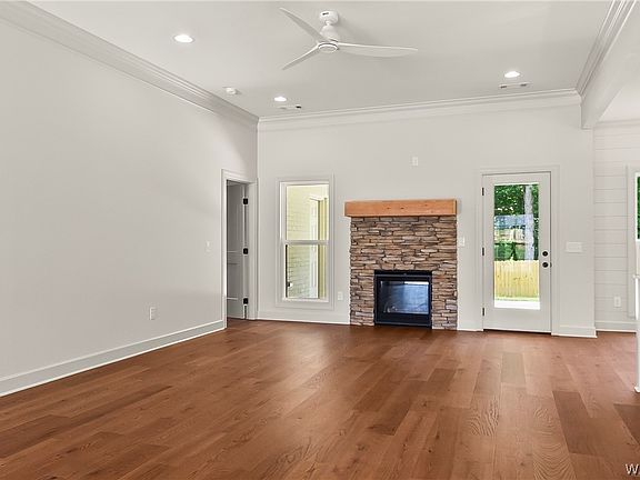 5th image of 13960 Glenview Dr