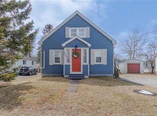 246 Simms Ct, Saint John, NB E2M 3L4