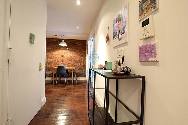 Rented by null | media 5