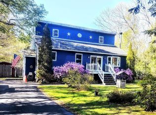 14 Chippewa St, Hubbardston, MA 01452