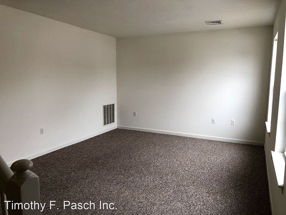 2nd image of 380 Cherry St #390