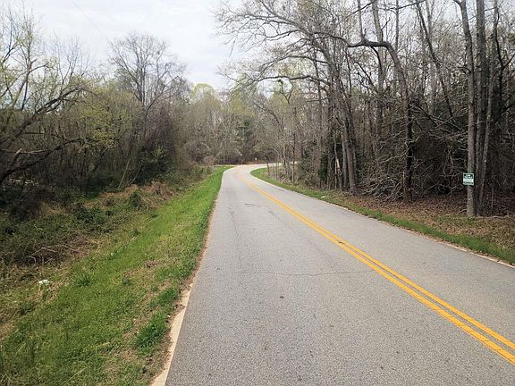 4th image of Boyds Mill Pond Rd