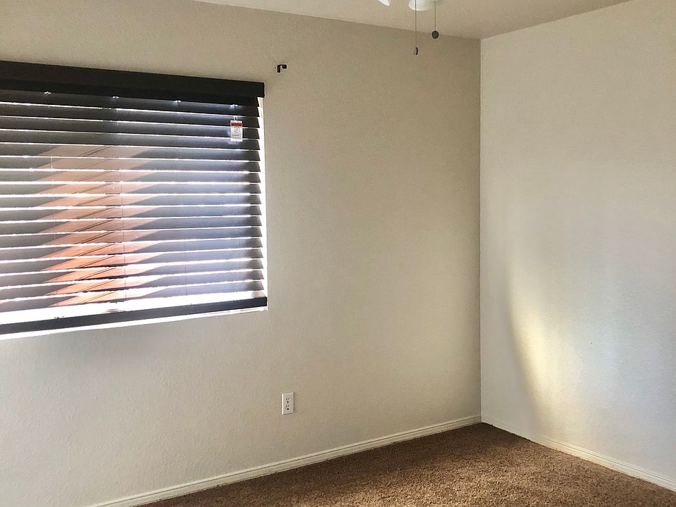 2nd image of 4780 Agave Dr