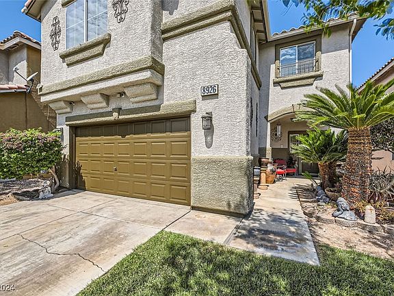 3rd image of 8926 Sierra Linda Dr