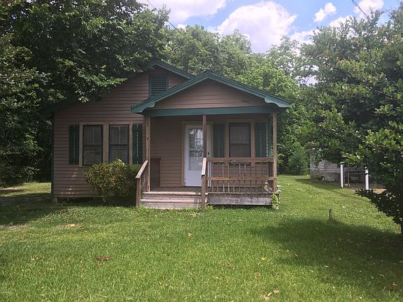 4th image of 800 Boagni St