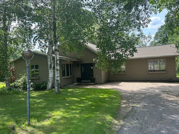 14 River Dr