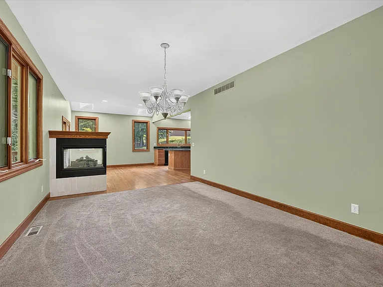 3187 Turnberry Dr — Photo 9