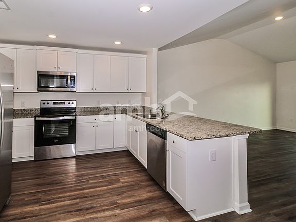 3rd image of 1208 Dogwood Neck Dr