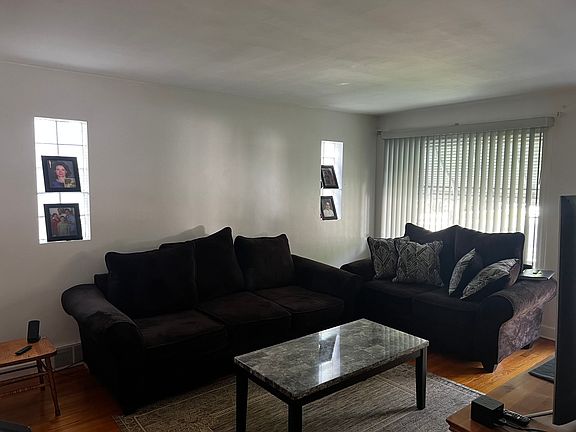 3rd image of 3026 N Sayre Ave