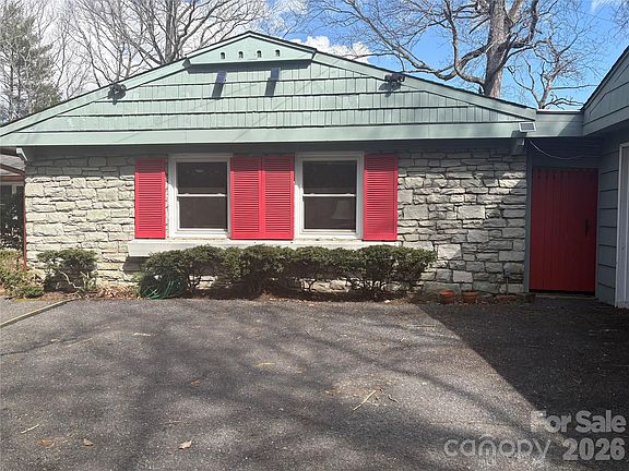 2nd image of 126 Ridgeview Rd