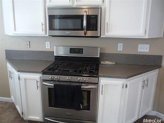 4th image of 10093 River Falls Cir