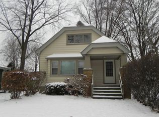 6423 N Green Bay Ave, Glendale, WI 53209