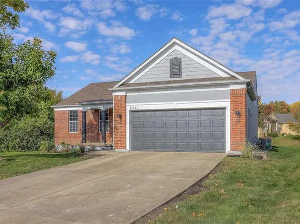 15444 W 155th Ter, Olathe, KS 66062