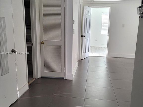 5th image of 3582 NE 171st St APT 101