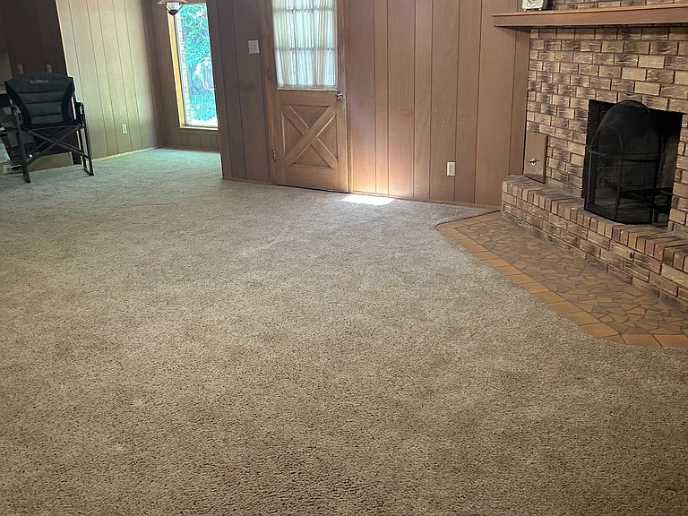 1817 Richland Dr — Photo 1