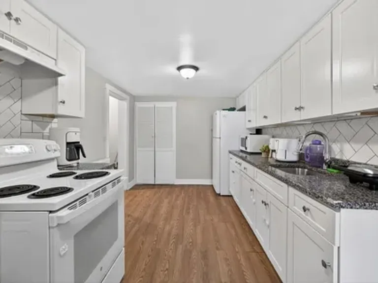227 Riverbend St #227 — Photo 17