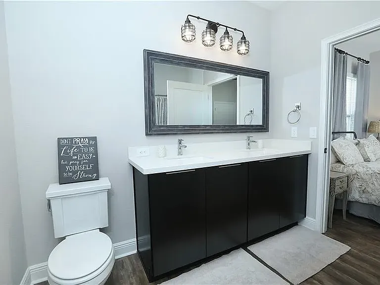 8451 Karrer Ter — Photo 20