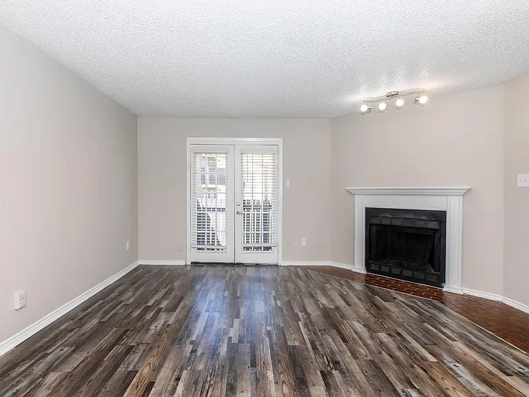 Rolling Hills Place — Photo 19