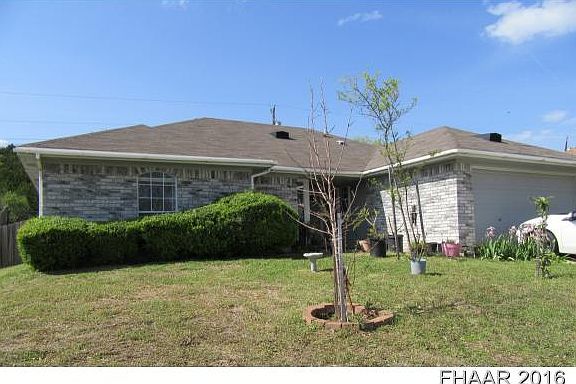 2nd image of 301 W Blancas Dr