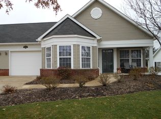 8720 Alexandra Dr #2B, North Royalton, OH 44133