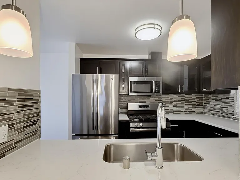 524 Venice Way — Photo 5