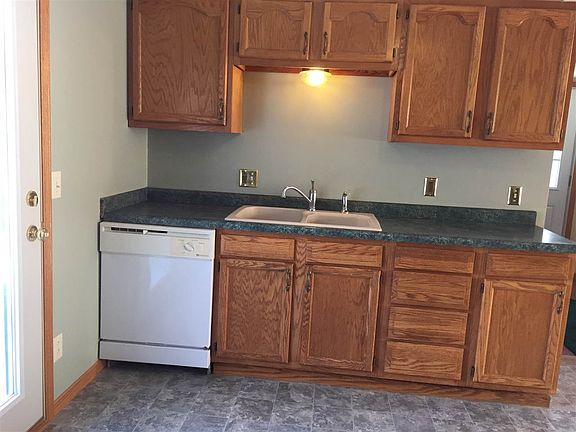 3rd image of 212 E Campus Dr