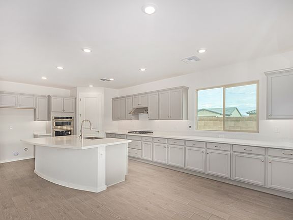 5th image of 17241 W Orchid Ln