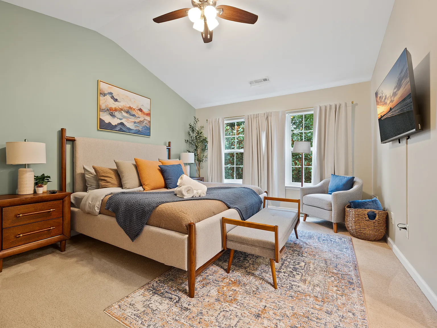 3 bed, 2.5 bath, 1814 sqft, $6,000 — Photo 4
