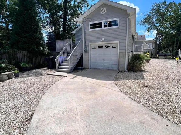 30 Lagoon Drive E, Brick, NJ 08723