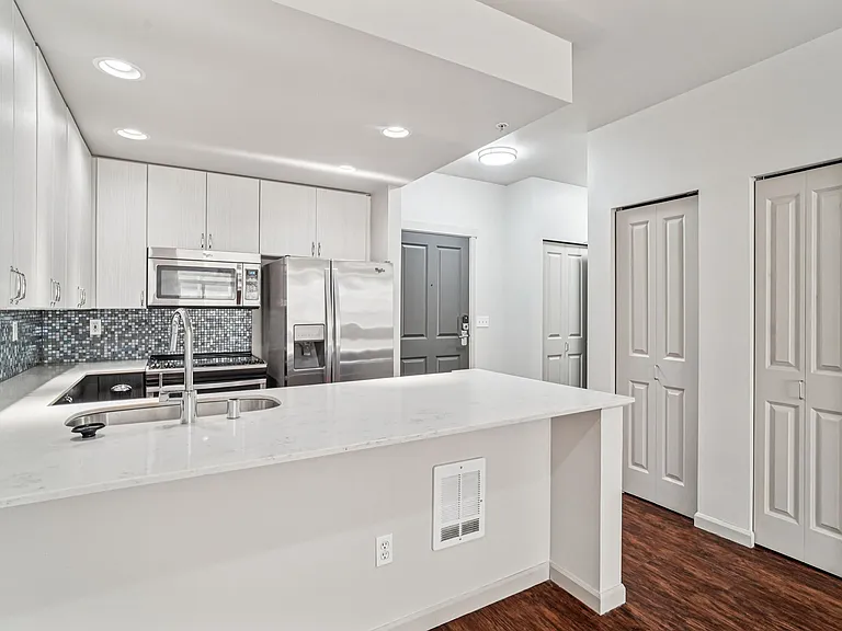 Borgata Apartment Homes — Photo 84