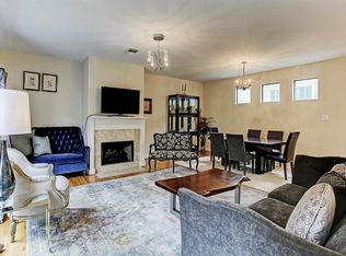 5838 Larkin St, Houston, TX 77007