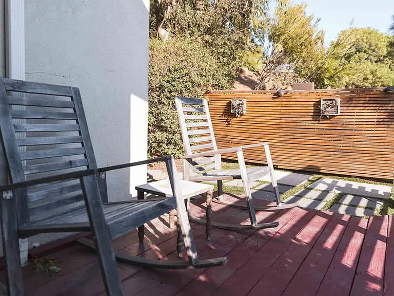 Burnell Dr — Photo 91