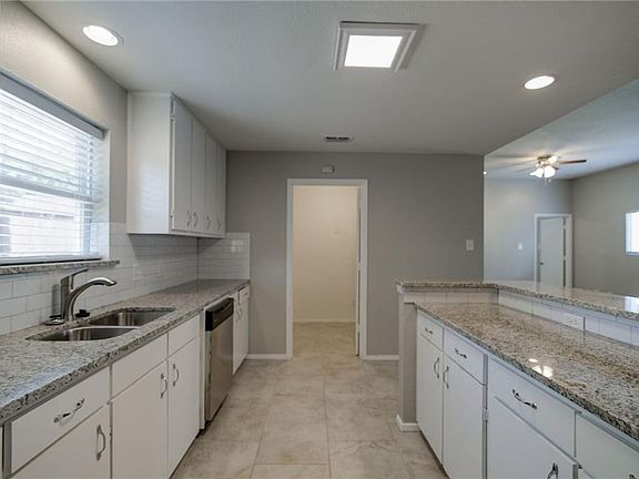 3rd image of 3027 Sappington Pl APT A
